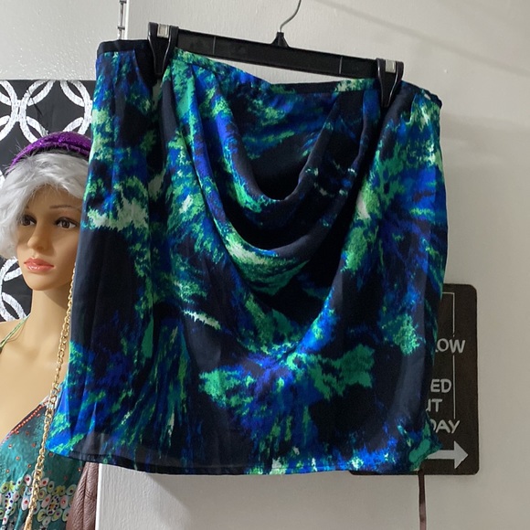 NWOT skirt size 13 - Picture 5 of 7